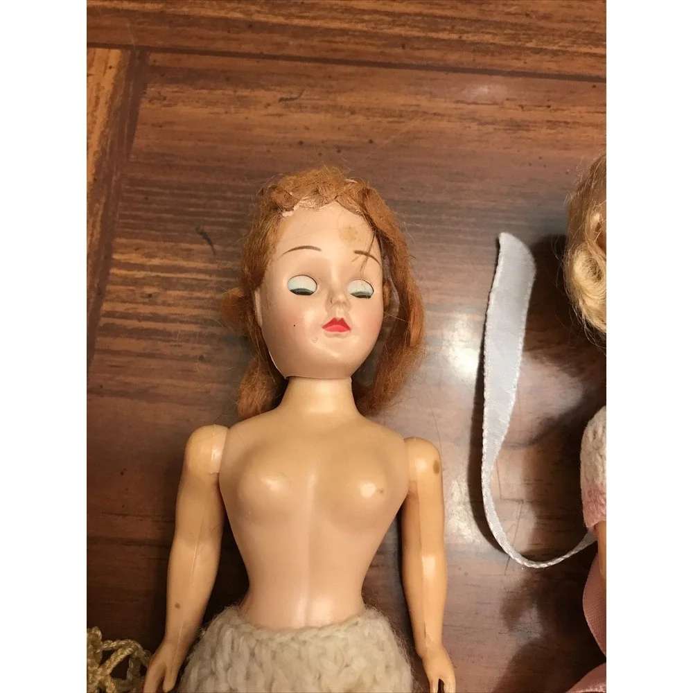 The Unbranded Brand vintage antique